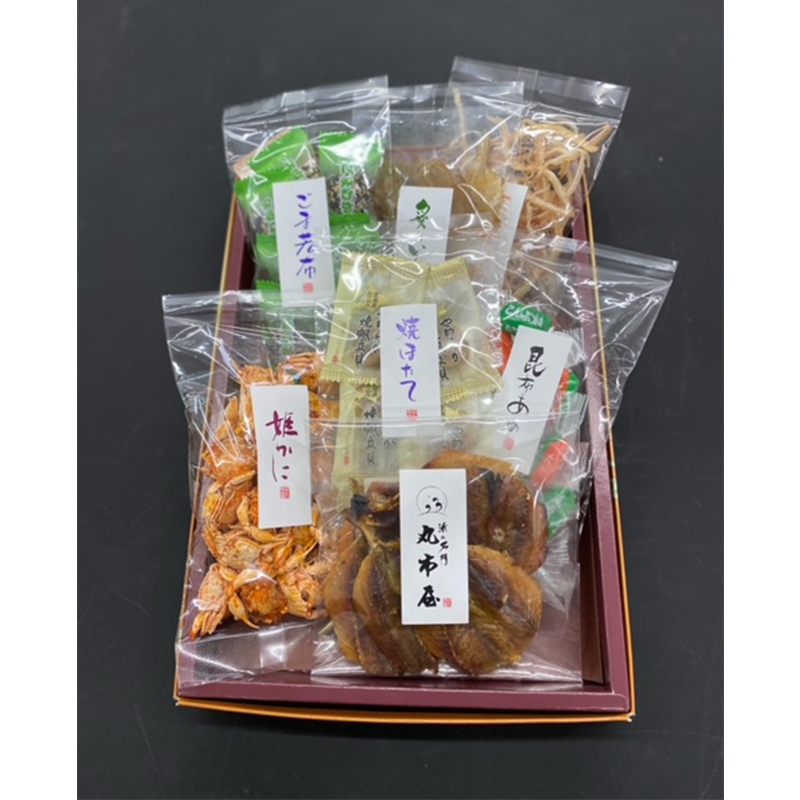 おつまみ詰合せ3(小袋6品焼あじ化粧箱入り:焼あじ、ごまわかめ、やわらか焼帆立、するめさきいか、こんぶあめ、炙りいわし、姫かに)
